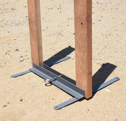 METAL FOLDING TARGET STAND 20IN WIDE